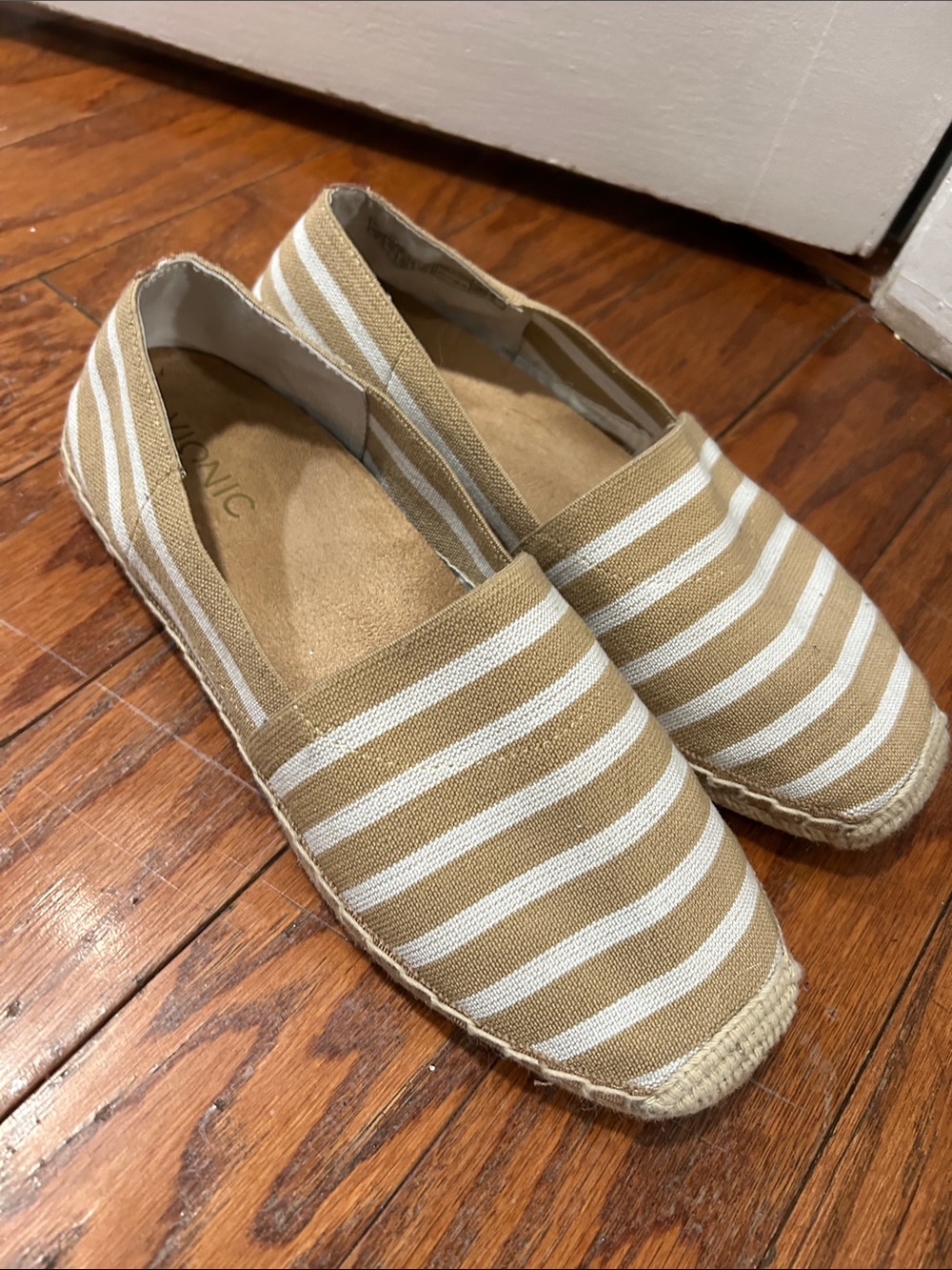 Vionic Tan and White Striped Canvas Espadrilles